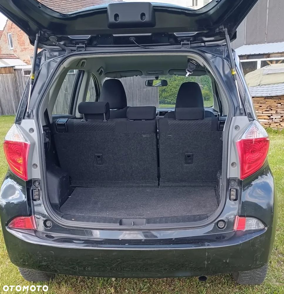 Toyota Verso S - 3