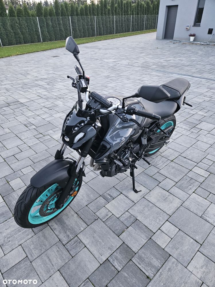 Yamaha MT - 4