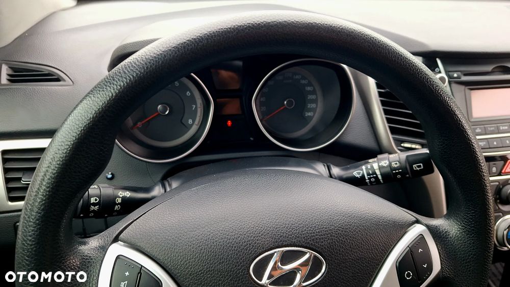 Hyundai i30 1.4 Classic - 10