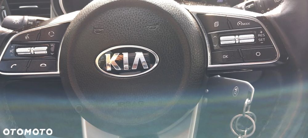 Kia Ceed 1.0 T-GDI 100 OPF Edition 7 - 9