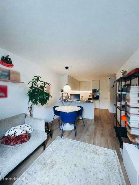Apartamento T1+1 à venda na Rua Aurora Teixeira de Castro, 59 - Grande imagem: 3/11