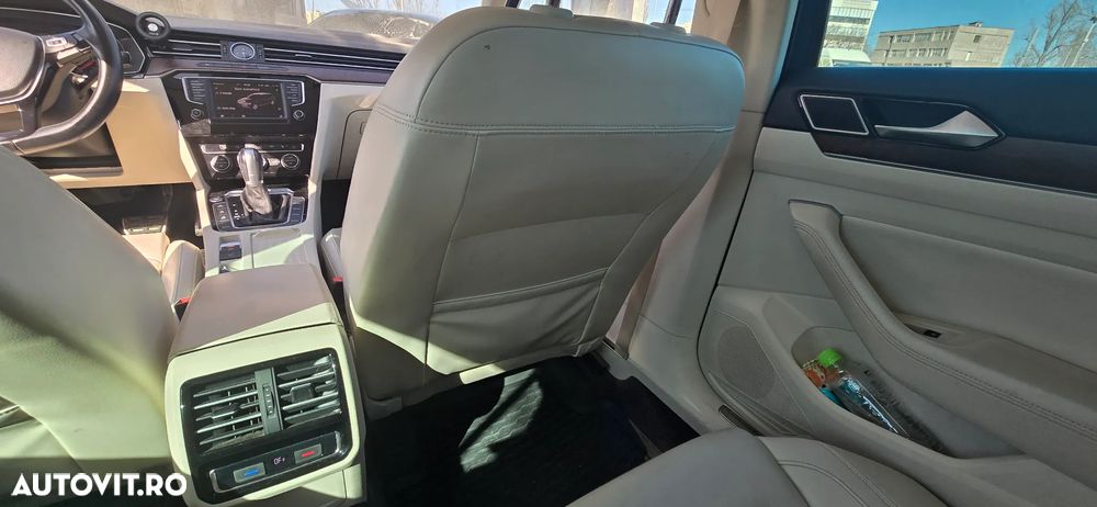 Volkswagen Passat Alltrack - 7