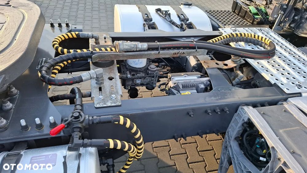 Volvo FM 430 / PEŁNY ADR / HYDRAULIKA + PRZYSTAWKA DO KOMPRESORA / MASA WŁASNA 6620 kg - 14