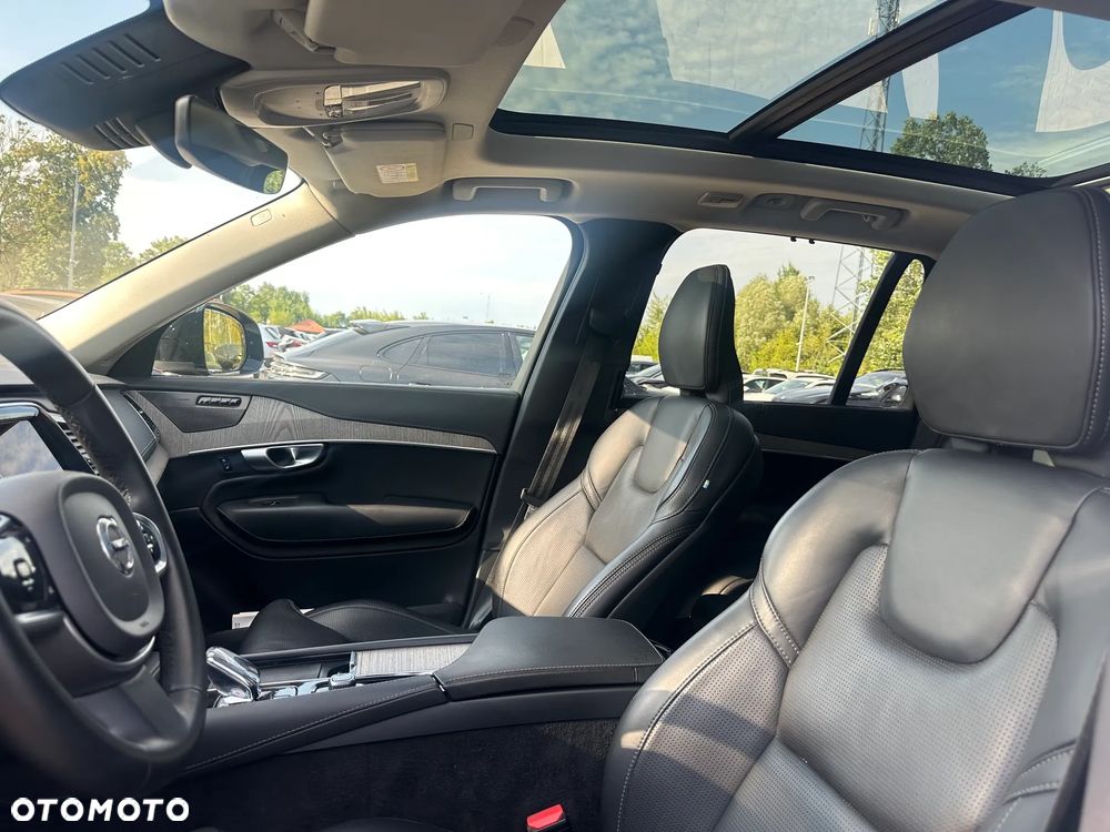 Volvo XC 90 - 12