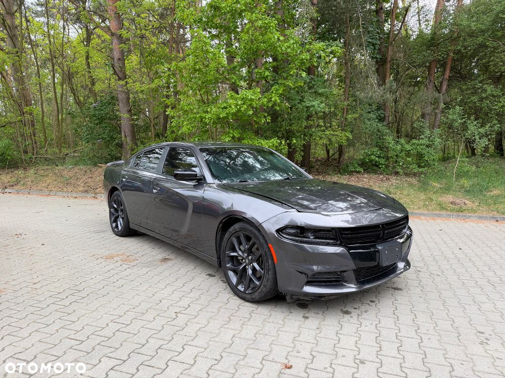 Dodge Charger - 4