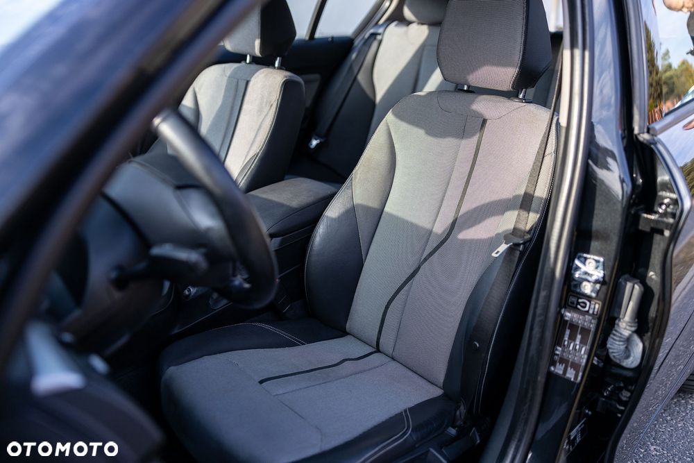 BMW Seria 1 118d Urban Line - 19