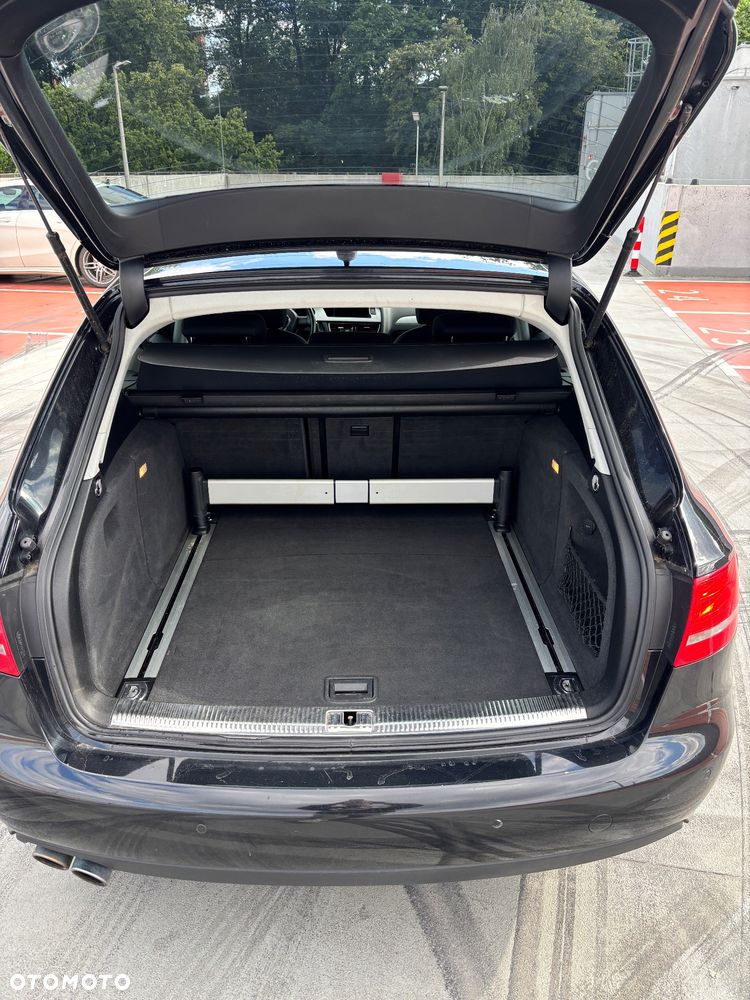 Audi A4 Avant 2.0 TDI - 10