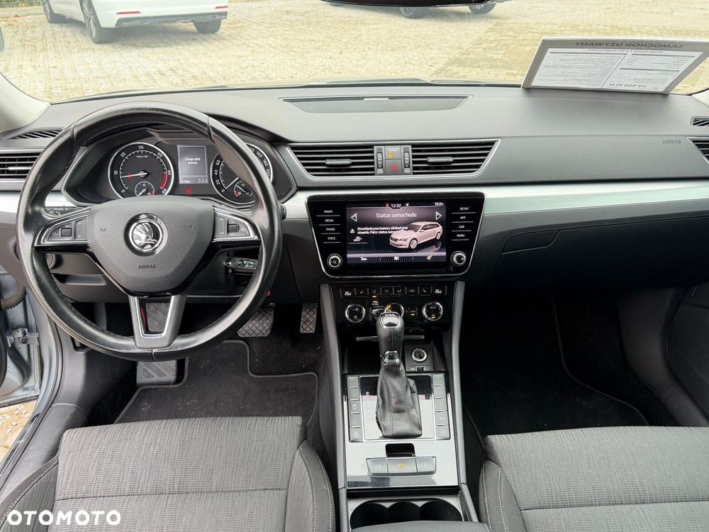 Skoda Superb 2.0 TDI Ambition DSG - 13
