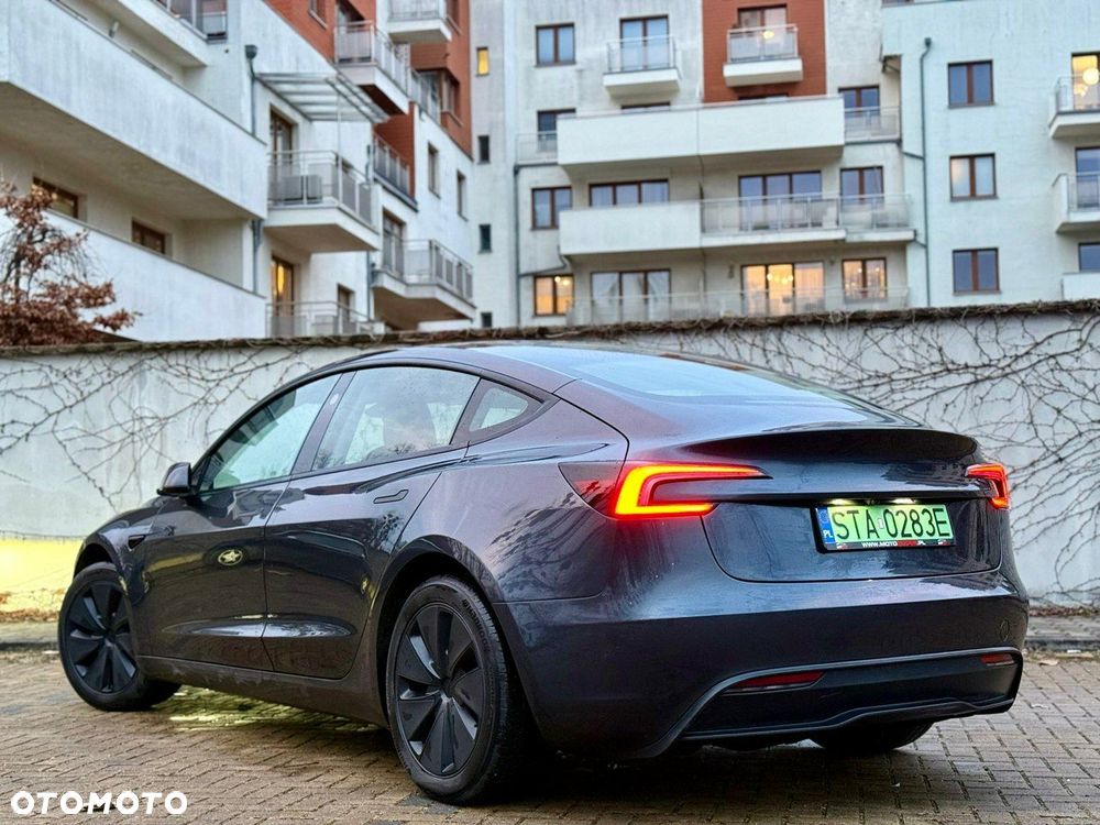 Tesla Model 3 Langstreckenbatterie RWD - 2
