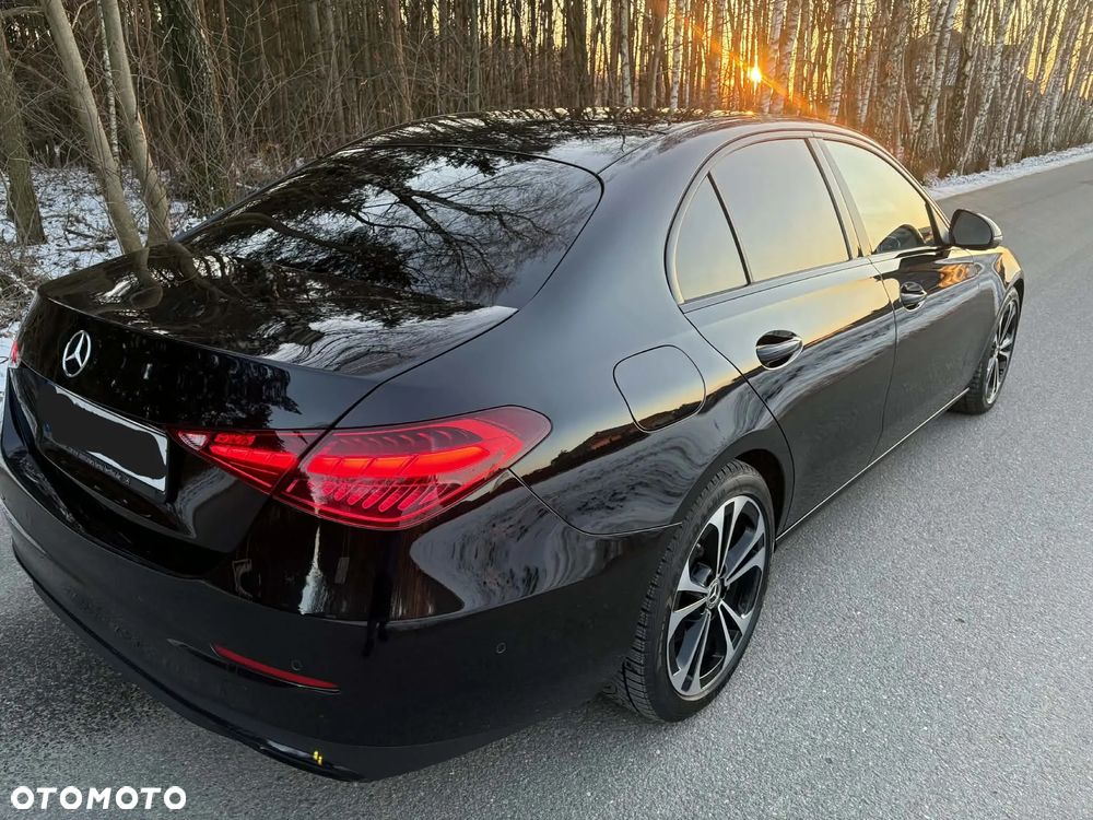 Mercedes-Benz Klasa C 300 d 9G-TRONIC AMG Line - 15