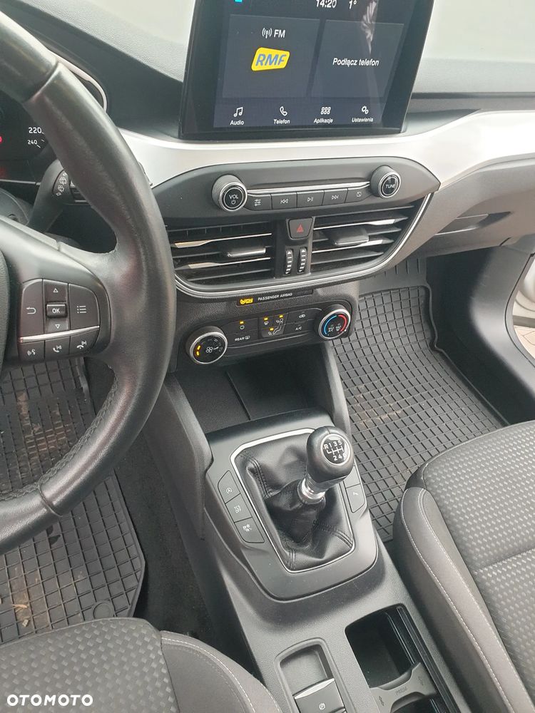 Ford Focus SW 1.5 EcoBlue SCR Titanium - 18