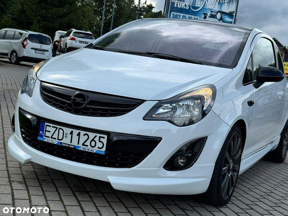 Opel Corsa 1.6 Turbo Color Edition - 3