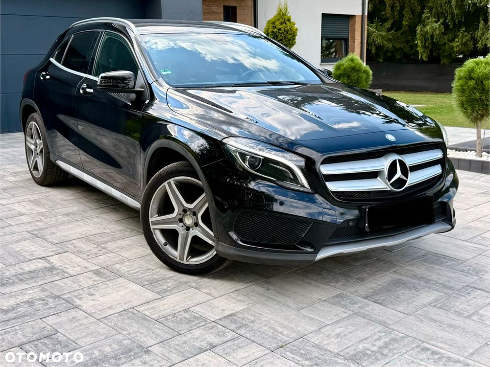 Mercedes-Benz GLA 200 7G-DCT AMG Line - 7