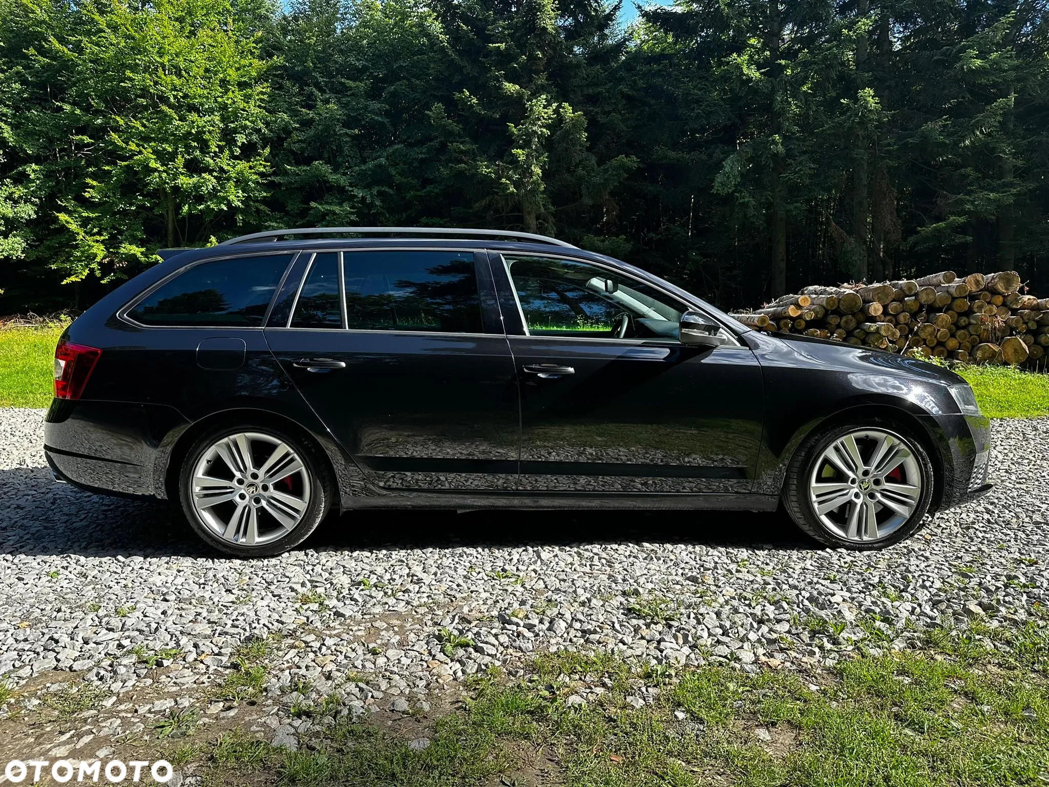 Skoda Octavia Combi 2.0 TDI RS - 21