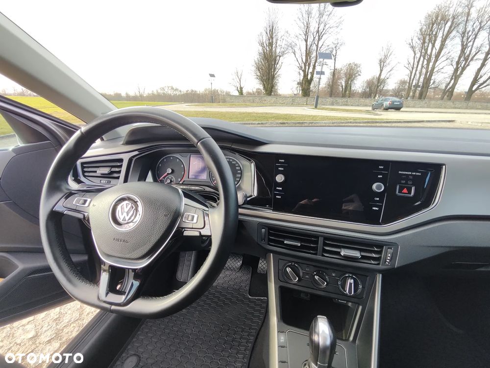 Volkswagen Polo 1.0 TSI DSG Comfortline - 16
