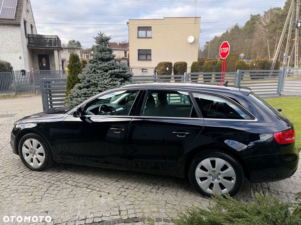 Audi A4 Avant - 9