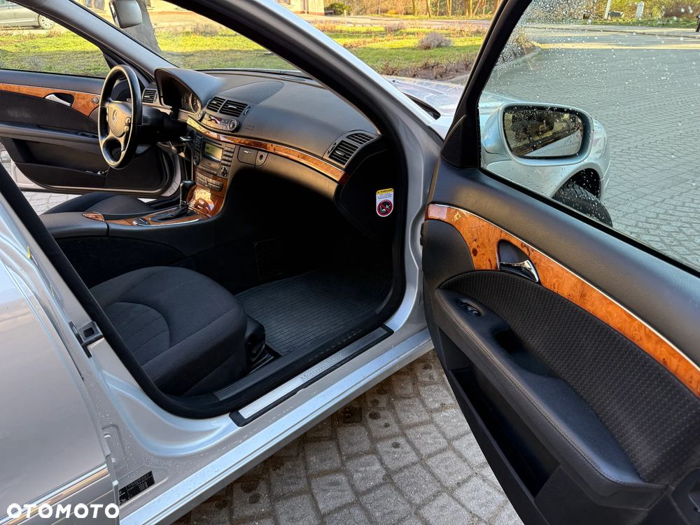 Mercedes-Benz Klasa E - 12