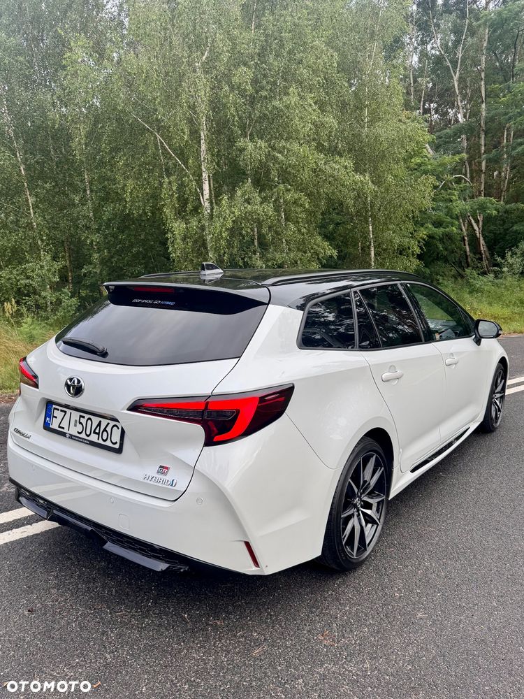 Toyota Corolla 2.0 Hybrid GR Sport Dynamic - 13