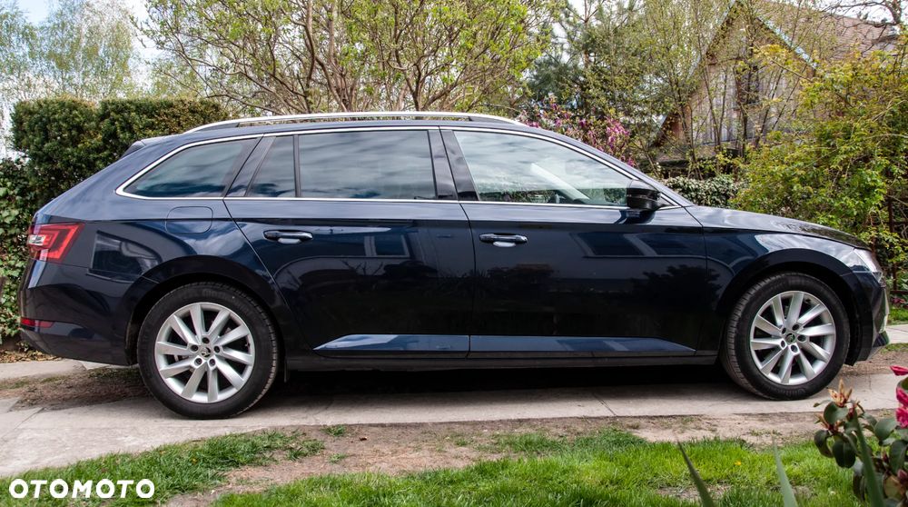 Skoda Superb 2.0 TDI DSG Style - 3
