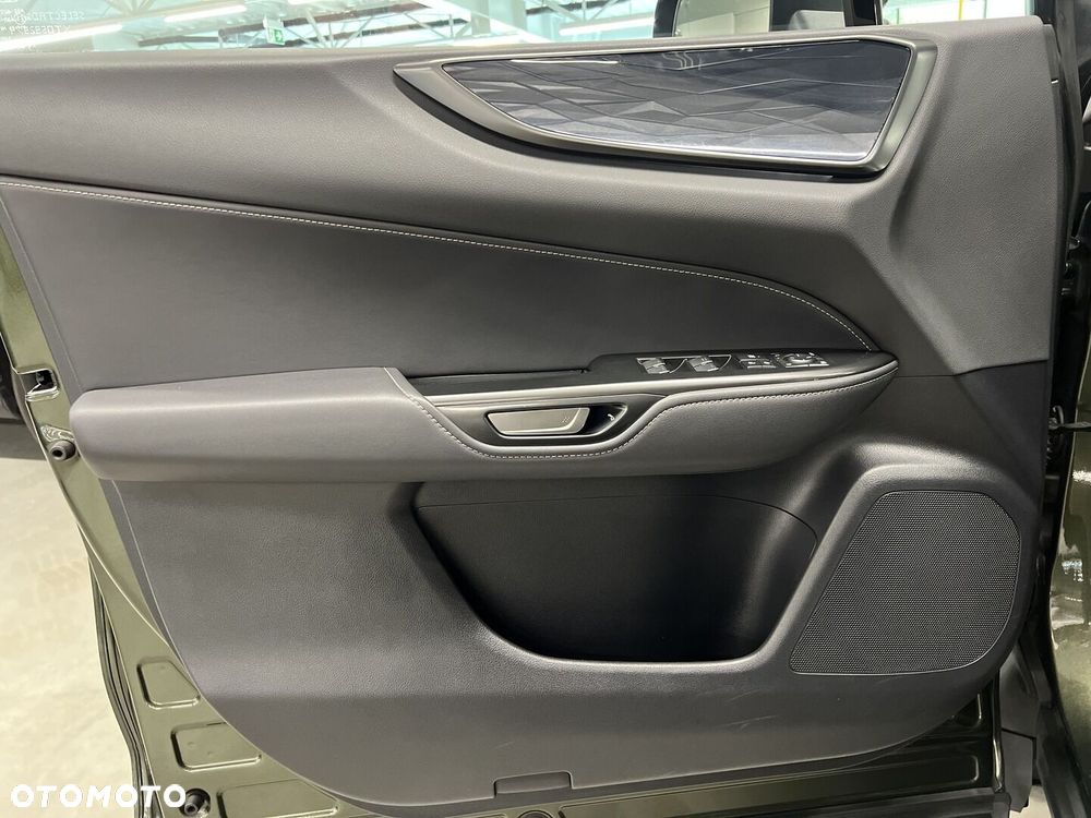 Lexus NX 350h Business AWD - 21