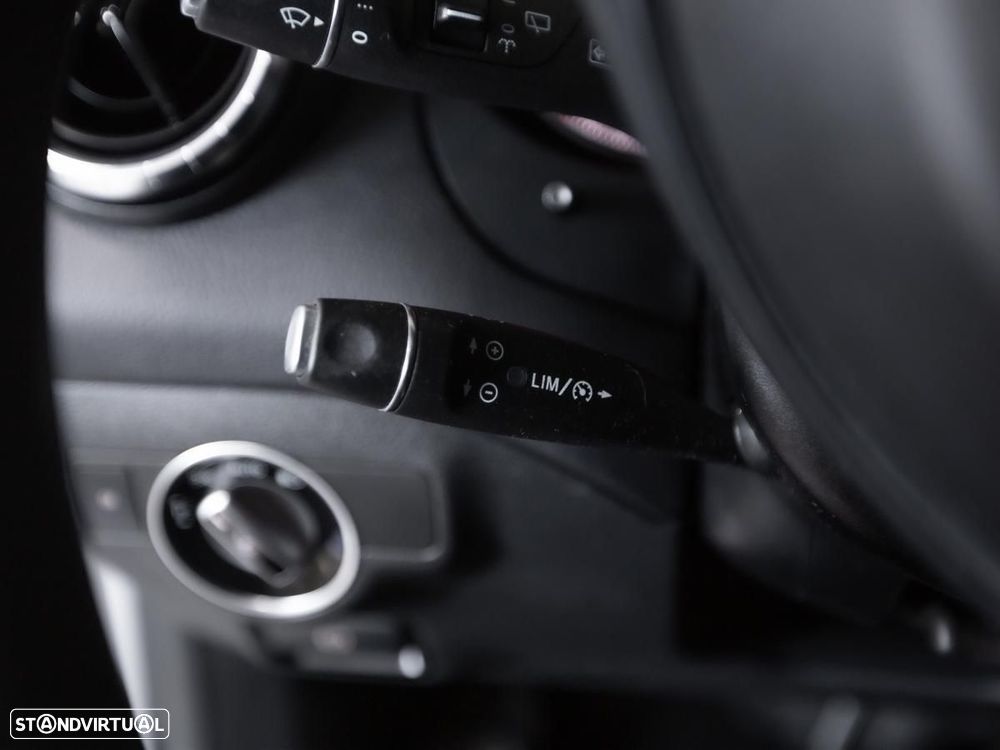 Mercedes-Benz CLA 200 - 25