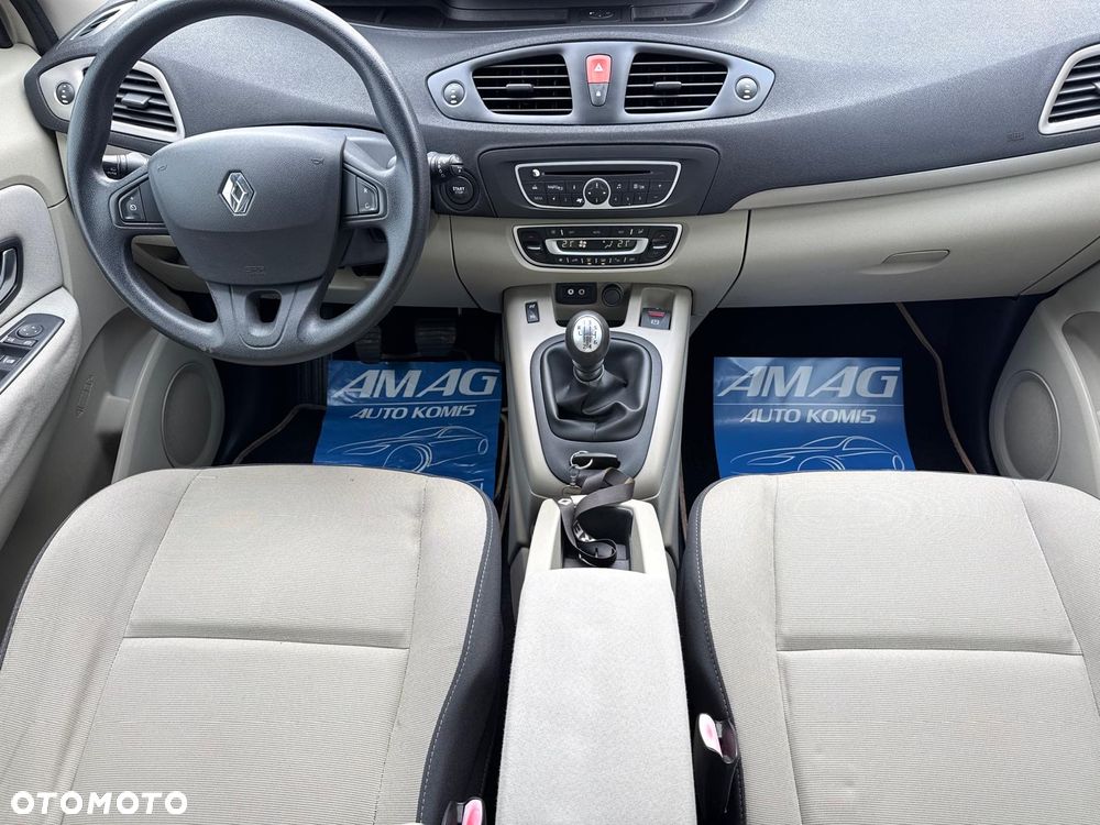 Renault Scenic 1.9 dCi Expression - 21