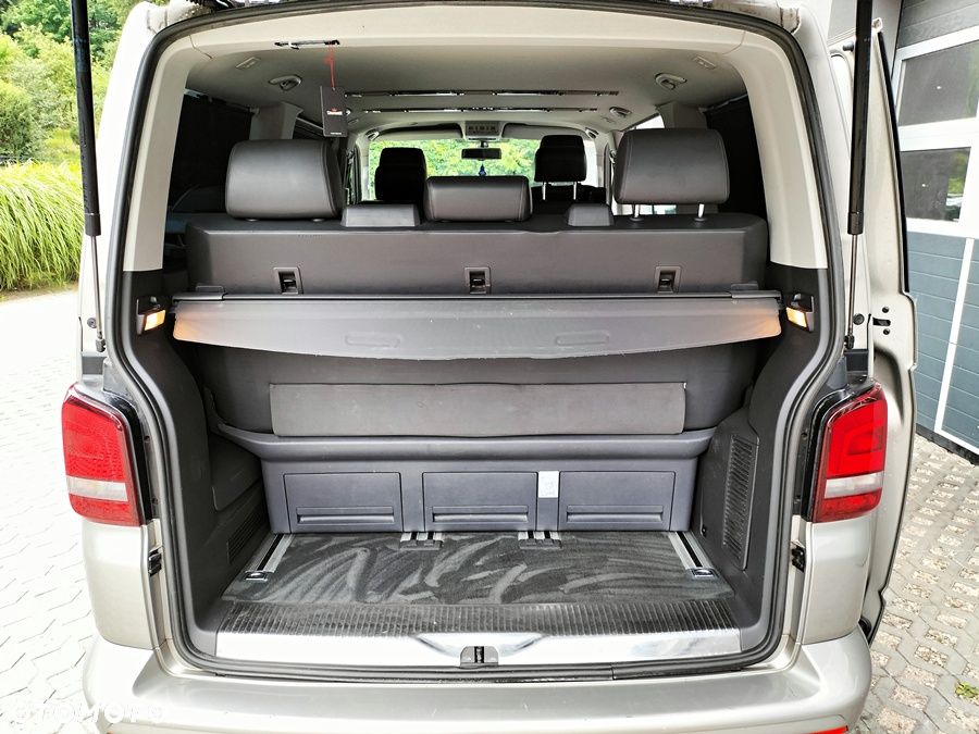Volkswagen Multivan - 26