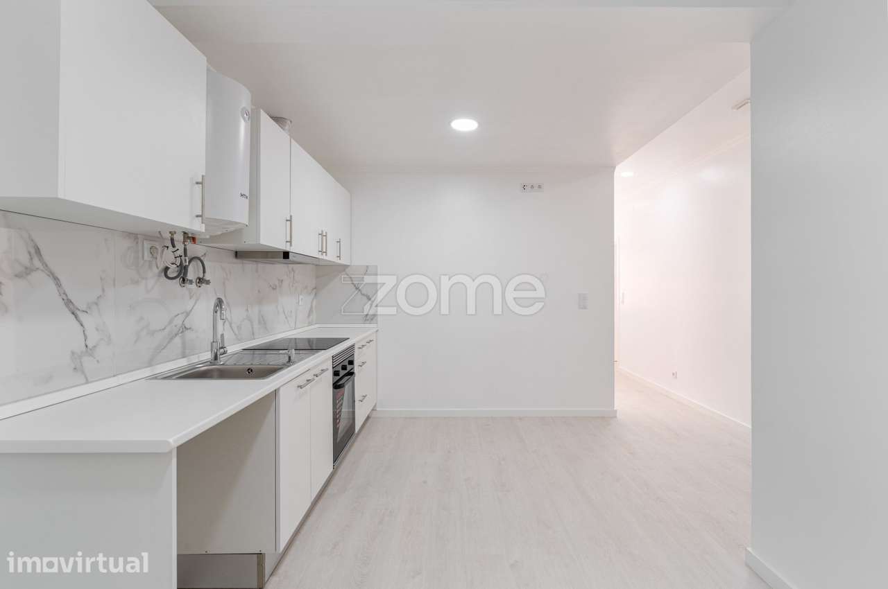 Moradia T2 transformada em T3 São Pedro - Grande imagem: 5/19