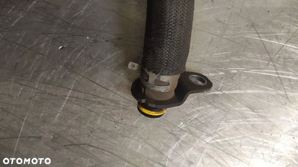 Króciec 9809475780 Chłodnicy oleju Peugeot 9807439480 - 2