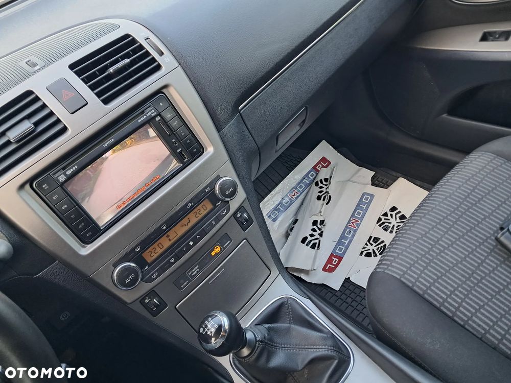Toyota Avensis 2.0 D-4D Sol - 15