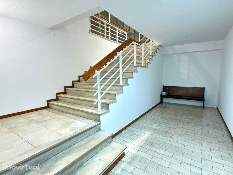 Escritório para arrendar - Grande imagem: 3/12