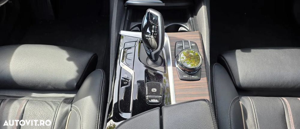 BMW Seria 5 540d xDrive AT MHEV - 26