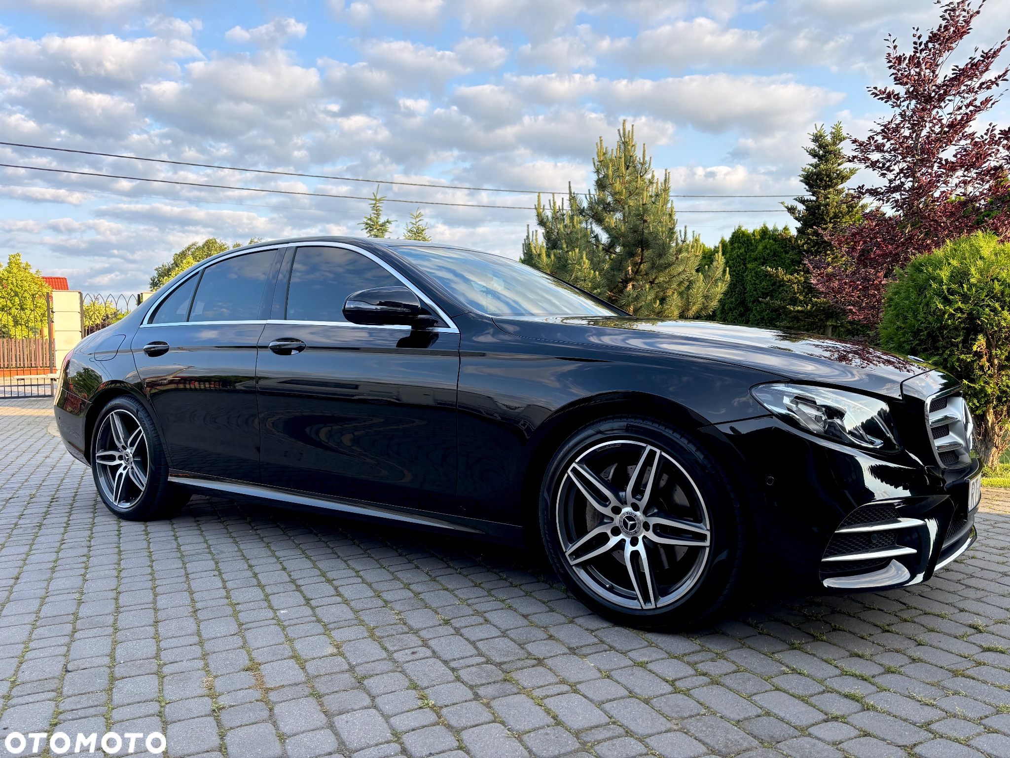 Mercedes-Benz Klasa E 220 d 9G-TRONIC AMG Line - 8