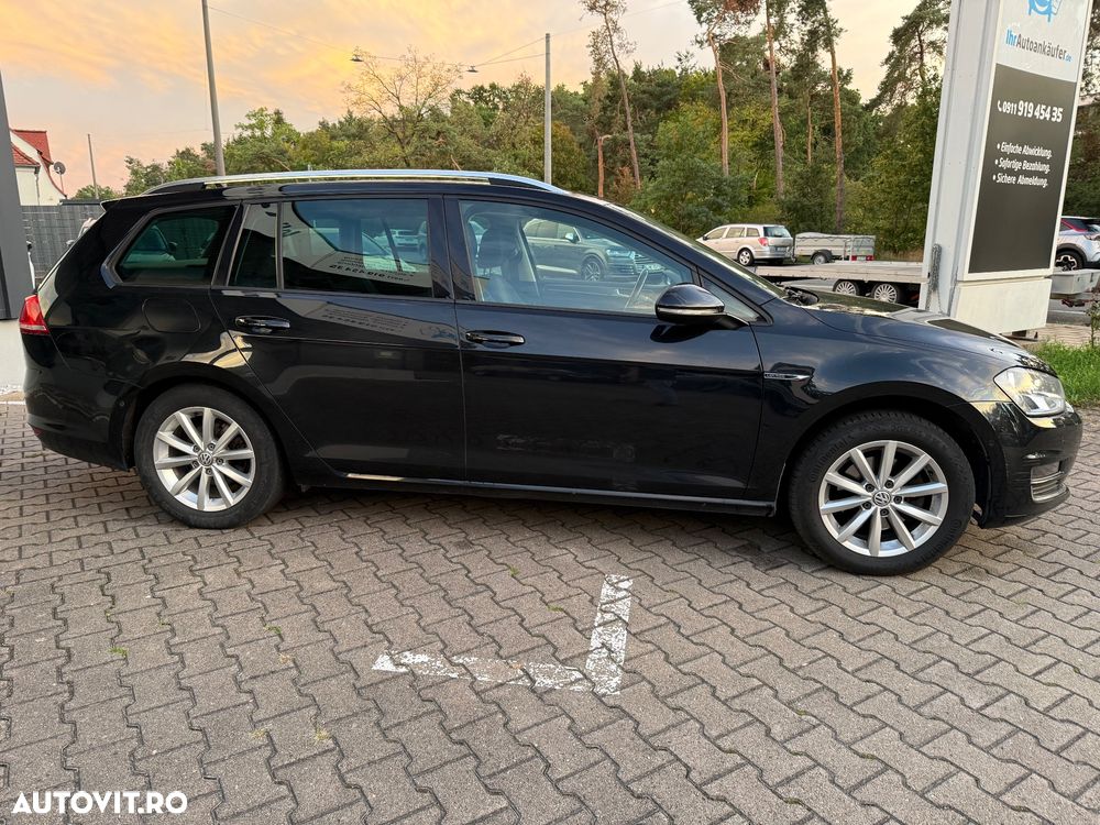 Volkswagen Golf - 12