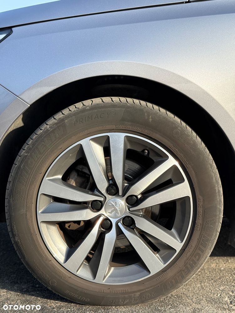 Peugeot 308 1.2 PureTech GPF Allure Pack S&S - 8