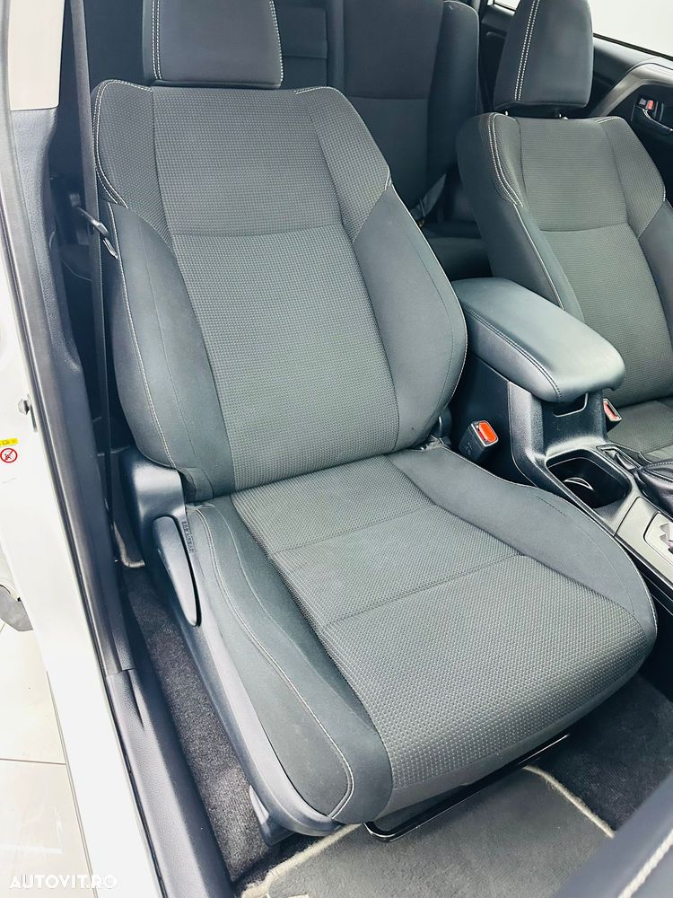 Toyota RAV4 2.5 VVT-i 4x2 Executive - 23