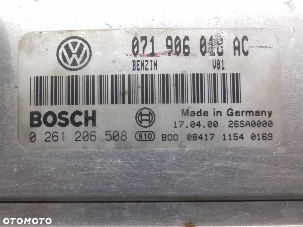PASSAT B5 STEROWNIK 071906018AC 2,3 V5 0261206508 - 2