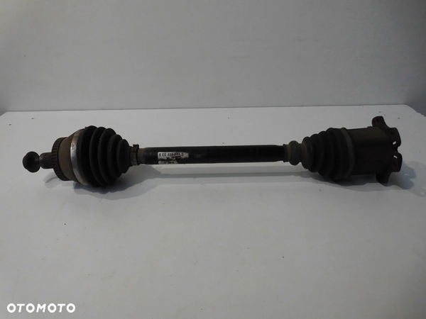 PÓŁOŚ AUDI A4 B6 B7 SEAT EXEO 1.9 2.0 TDI 8E0407272AT  K2AT PRAWA 60TYS KM
