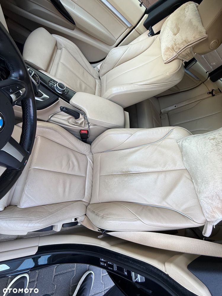 BMW Seria 3 330i xDrive M Sport - 13