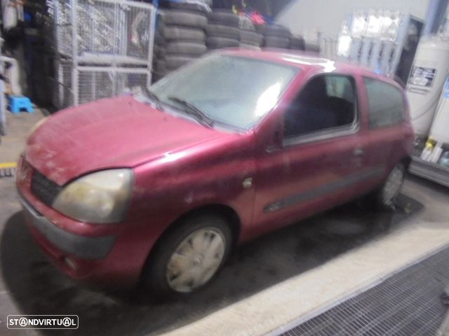 Carro MOT: D4F706  D4F712  D4F 714 D4F722 CXVEL: JB1513 RENAULT CLIO 2 2002 1.2 75CV 3P VERMELHO GASOLINA - 2