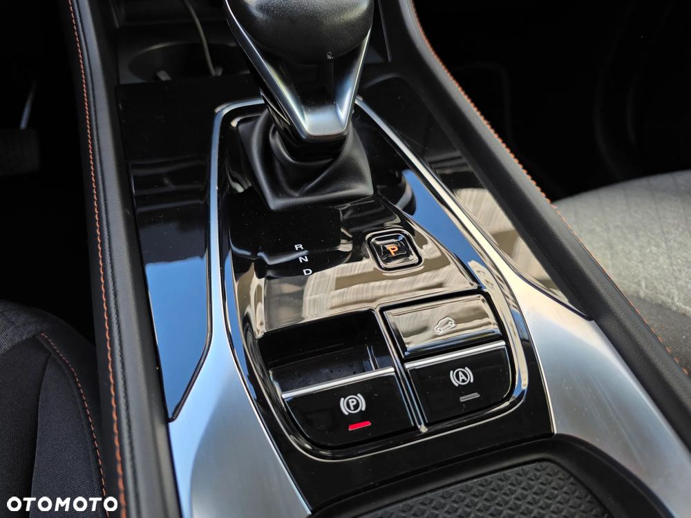 MG HS PHEV Comfort - 23