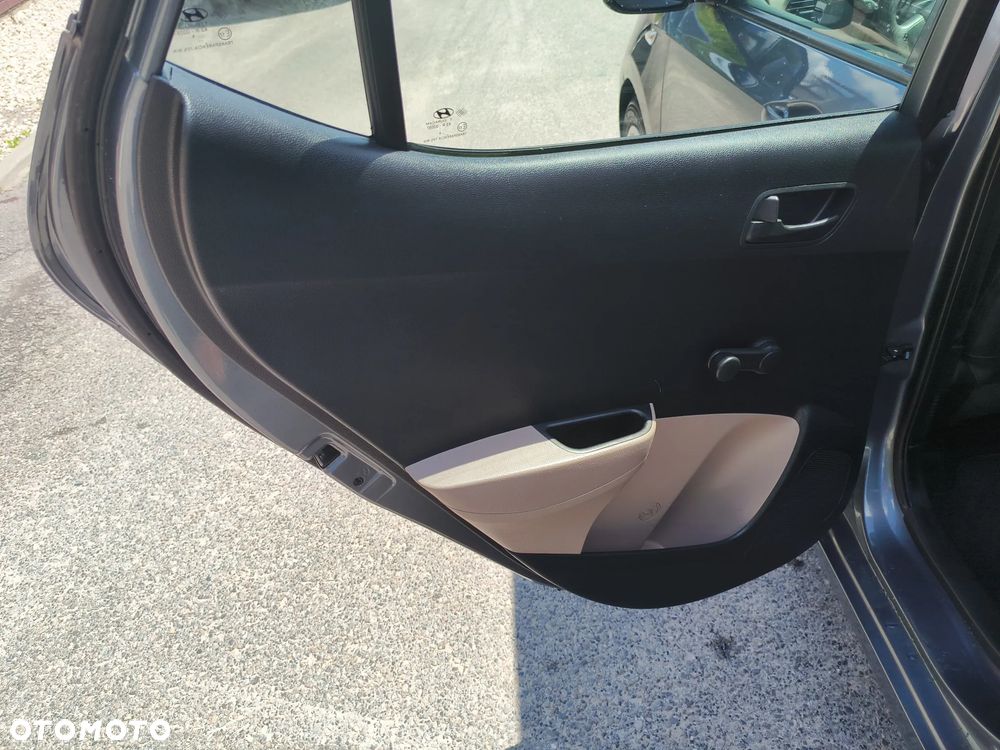 Hyundai i10 1.0 blue Classic - 18