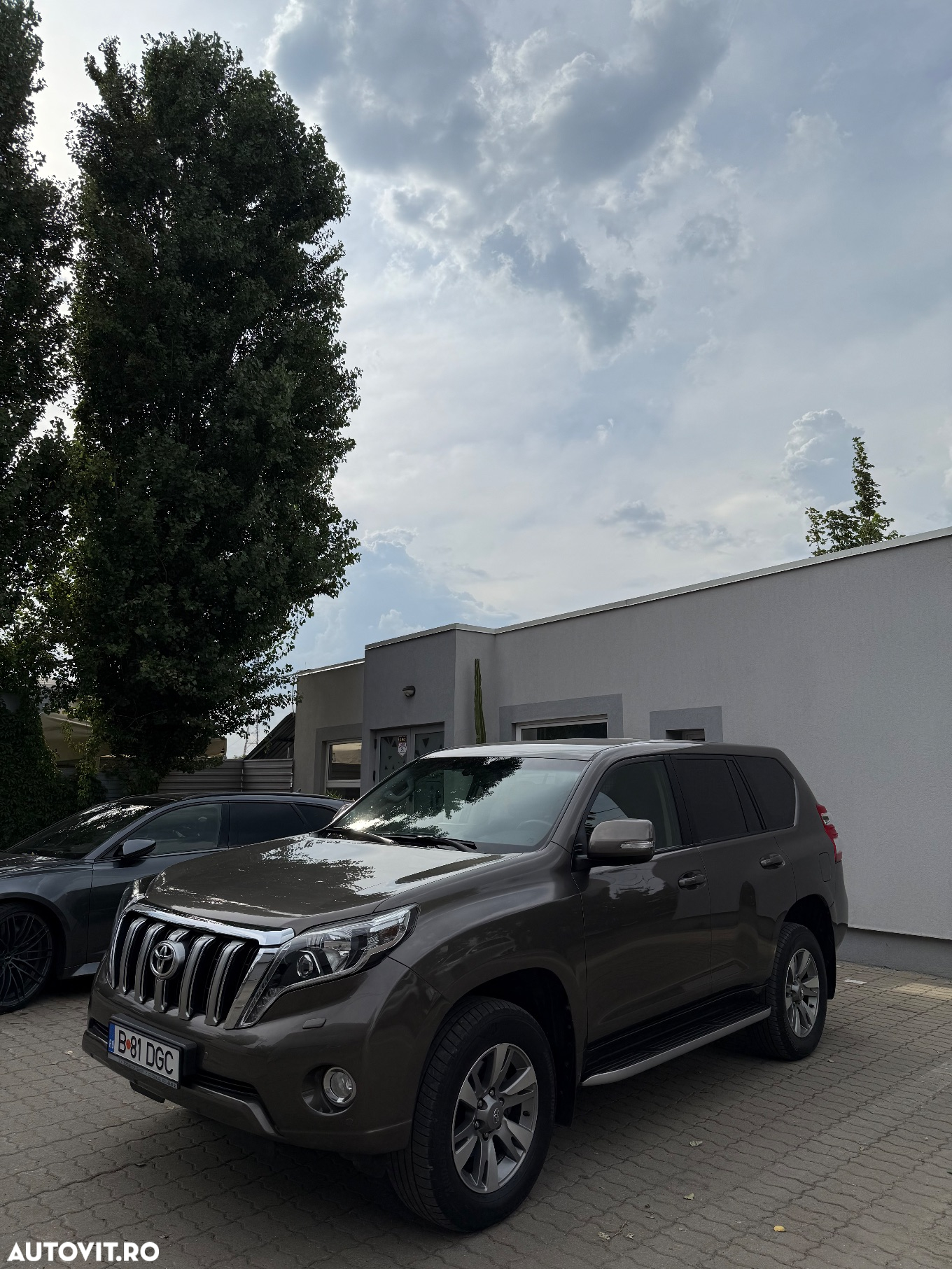 Toyota Land Cruiser 3.0l Turbo D-4D Aut. Luxury - 3