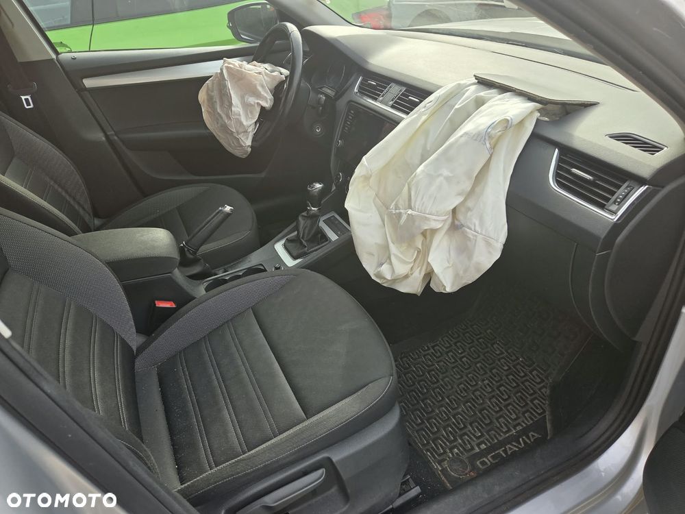 Skoda Octavia 1.6 TDI Ambition - 11