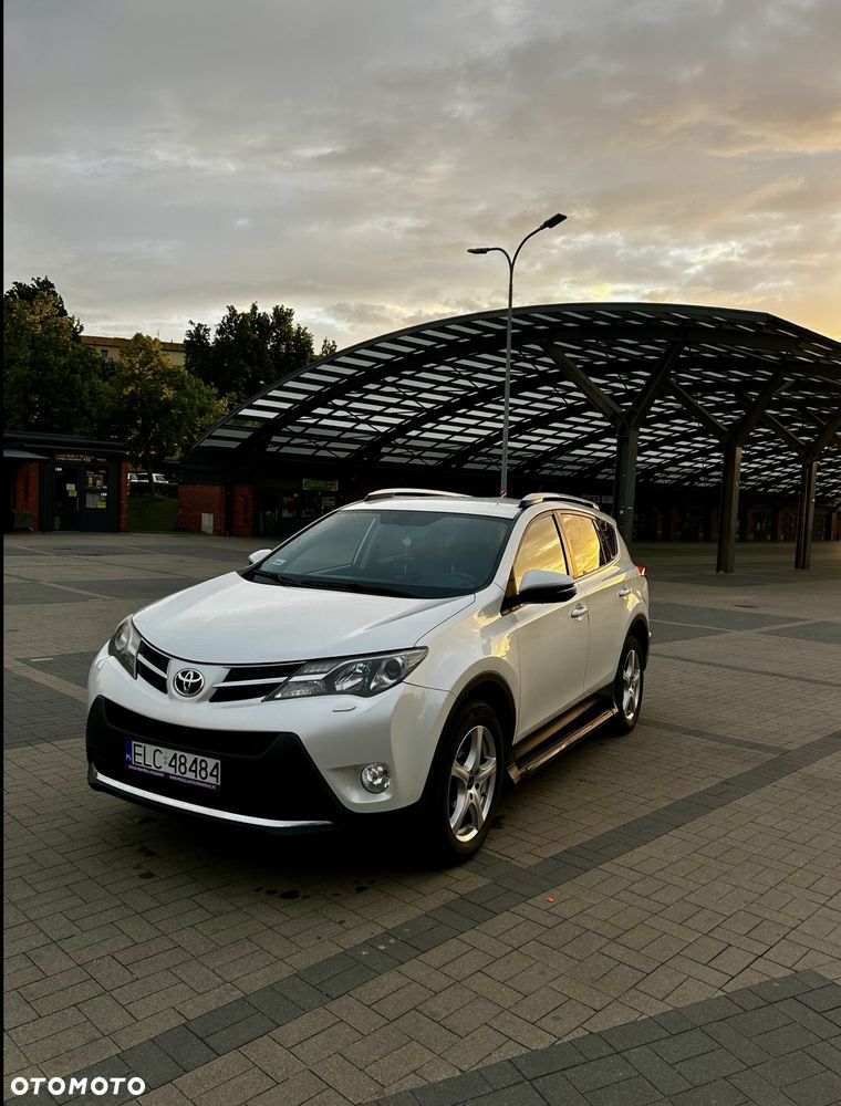 Toyota RAV4 2.0 D-4D Active - 11