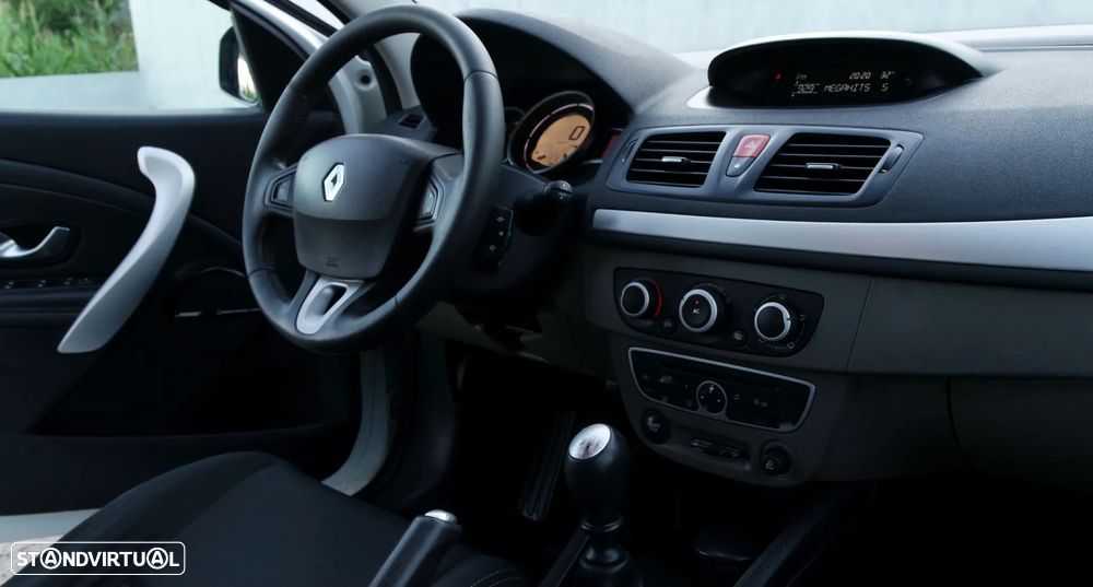 Renault Mégane Sport Tourer 1.5 dCi Bose Edtion CO2 Champion - 12