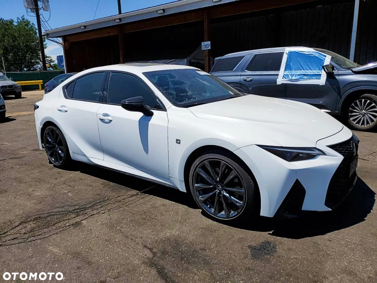 Lexus IS - 4