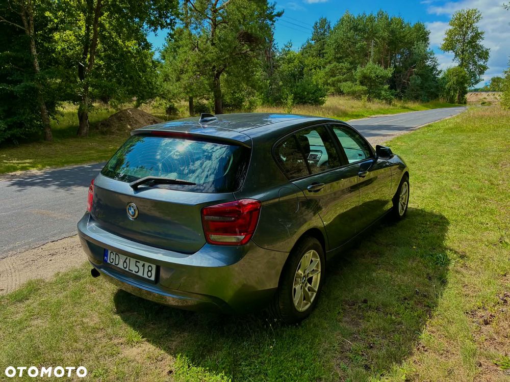 BMW Seria 1 116i - 13