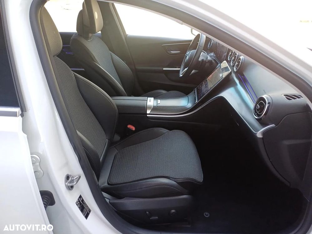 Mercedes-Benz C 200 4Matic 9G-TRONIC Avantgarde - 21