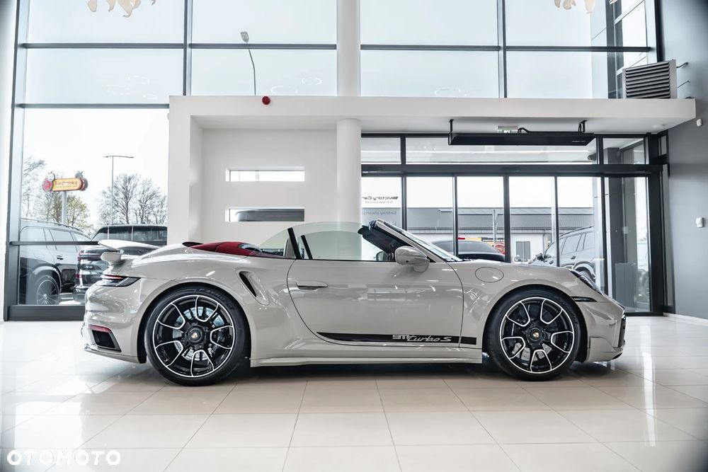 Porsche 911 Turbo S - 10